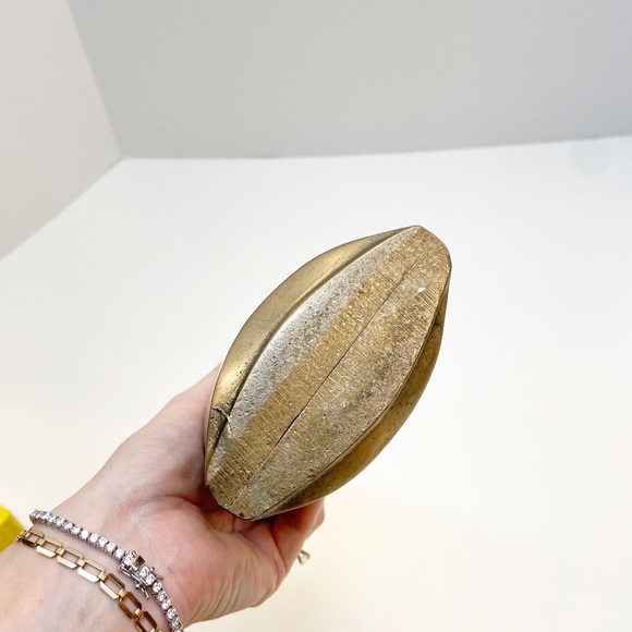 Vintage Brass Figurine Money Bag Vase Pouch Heavy Bank 1960s - Picture 6 of 8